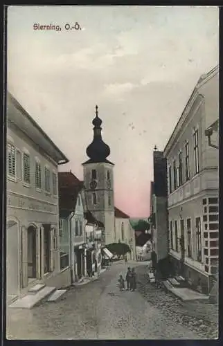 AK Sierning, Strassenansicht mit Handlung v. Louise Messner und Kindern