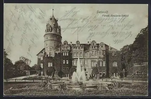 AK Detmold, Fürstl. Residenz Schloss mit Springbrunnen
