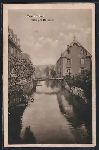 AK Zweibrücken, Partie am Hornbach, kleine Brücke zwischen den Häusern