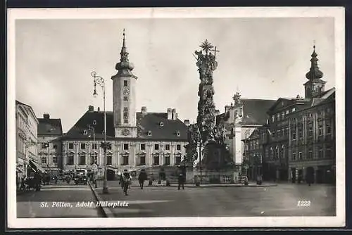 AK St. Pölten, platz mit Denkmal und Rathaus