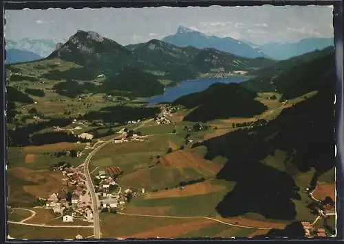 AK Hof b. Salzburg, Totalansicht mit Blick auf den Fuschlsee