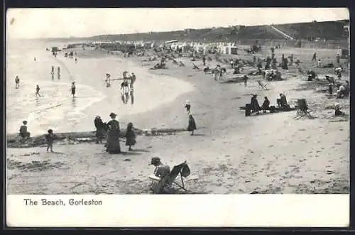 AK Gorleston, The Beach