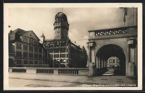 AK Zürich, Stadthausarkaden mit Urania