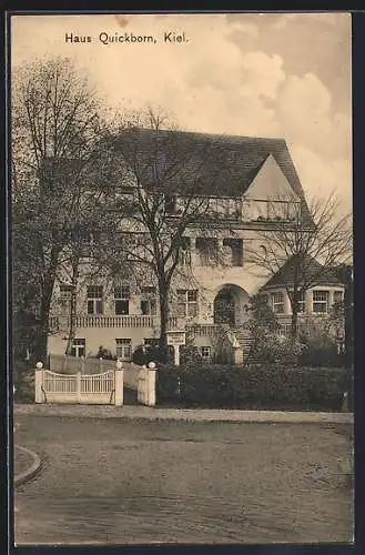 AK Kiel, Hotel Haus Quickborn