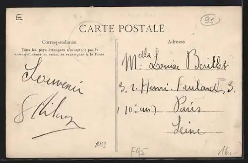 AK Persan, Le Passage à niveau