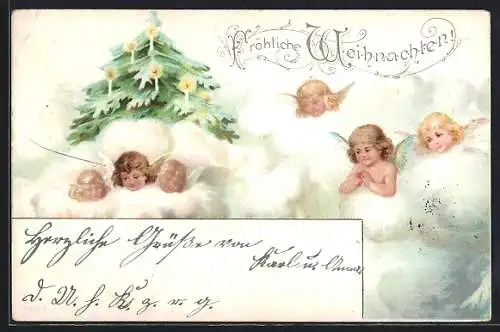 AK Weihnachtsengel und geschmückter Tannenbaum über den Wolken