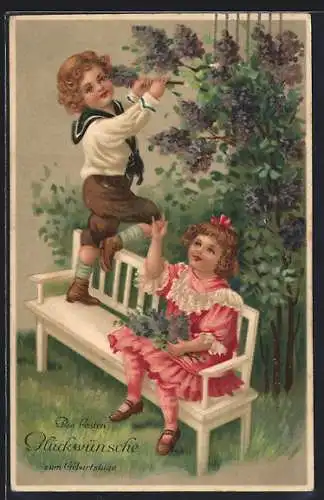 Präge-AK Kinderpaar auf einer Bank sitzend, Geburtstag