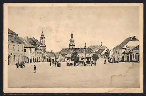 AK Golcuv Jenikov, Namesti