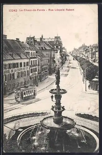 AK La Chaux-de-Fonds, Rue Leopold Robert, Strassenbahn