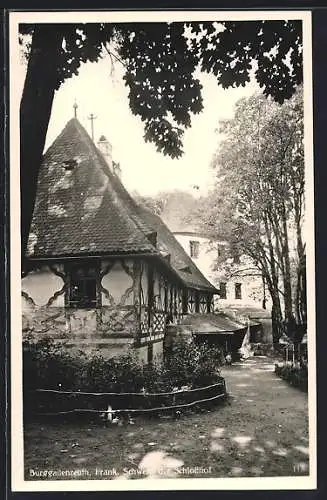 AK Burggailenreuth, der Schlosshof