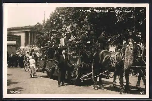 AK Wien, Festzug der Gewerbe, Festwagen mit Pferden