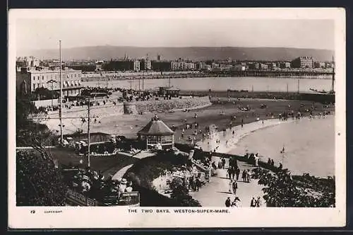 AK Weston-Super-Mare, The Two Bays