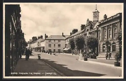 AK Minehead, The Parade