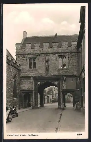 AK Abingdon, Abbey Gateway