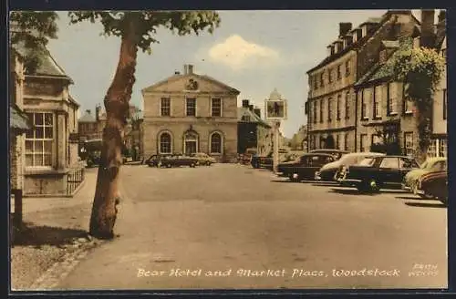 AK Woodstock, Bear Hotel and Market Place
