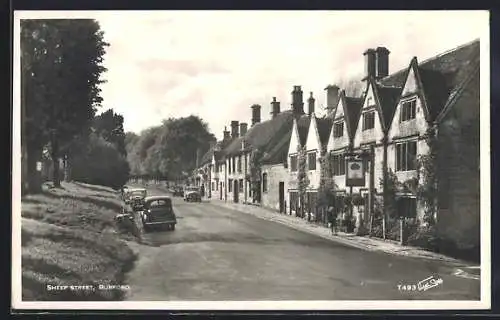 AK Burford, Sheep Street