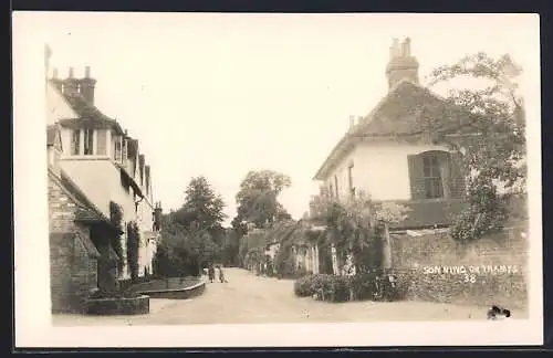 AK Sonning on Thames, Street View