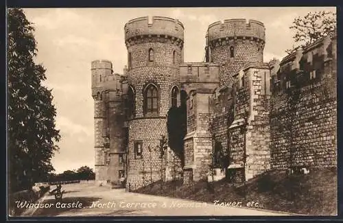 AK Windsor, Windsor Castle, North Terrace & Norman Tower