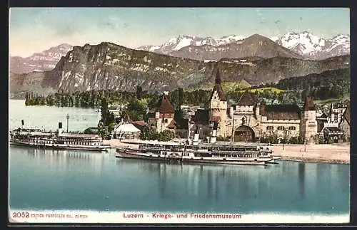 AK Luzern, Salondampfer Unterwalden vor dem Kriegs- und Friedensmuseum