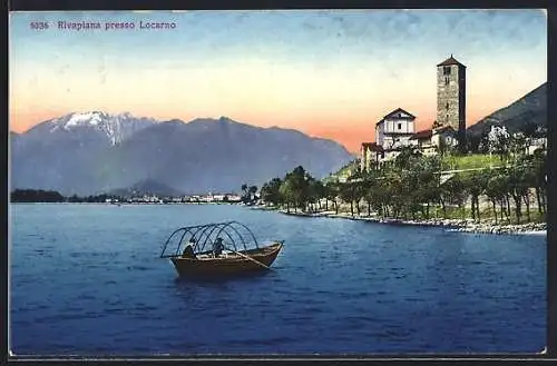 AK Rivapiana presso Locarno, Ruderboot vor der Ortschaft
