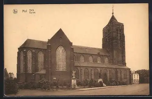 AK Mol, Kerk