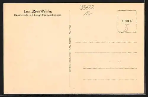 AK Leun /Wetzlar, Hauptstrasse mit histor. Fachwerkbauten, Bachstrasse mit Rathaus