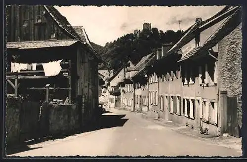 AK Waldkirch i. B., Strassenpartie mit Wohnhäusern