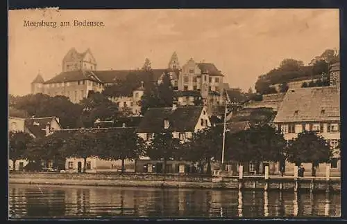 AK Meersburg am Bodensee, Ortsansicht vom Wasser aus