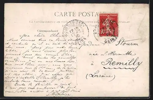 AK Paris, Rue Rémusat lors de la crue de la Seine, transport d`habitants en janvier 1910