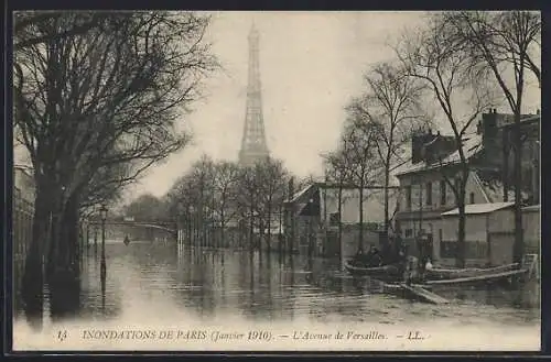 AK Paris, Inondations de janvier 1910, L`Avenue de Versailles et la Tour Eiffel inondées