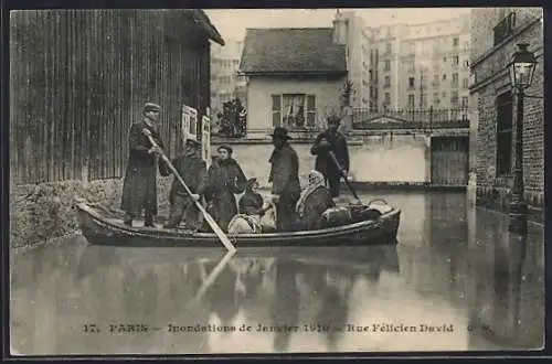 AK Paris, Inondations de Janvier 1910, Rue Félicien David en barque
