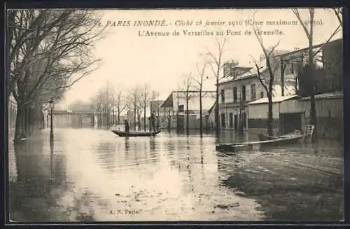 AK Paris, L`Avenue de Versailles inondée au Pont de Grenelle en 1910