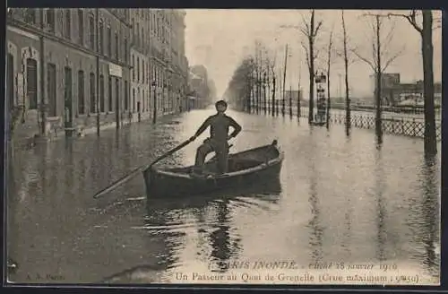 AK Paris, Un Passeur au Quai de Grenelle pendant l`inondation de 1910