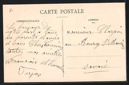 AK Paris, La Crue de la Seine 1910, L`Avenue Montaigne inondée avec barques