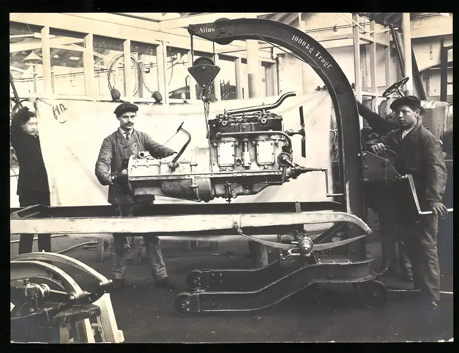 11 Fotografien Auto & OHV - Motoren - Fabrikation, Fahrzeugmontage, Motorenschlosser, Ingenieure für Maschinenbau 0
