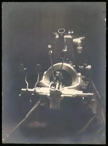 11 Fotografien Auto & OHV - Motoren - Fabrikation, Fahrzeugmontage, Motorenschlosser, Ingenieure für Maschinenbau