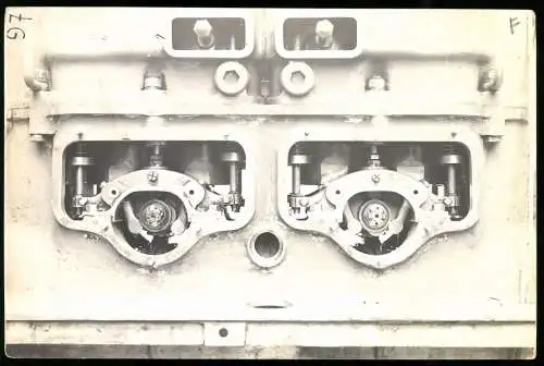 11 Fotografien Auto & OHV - Motoren - Fabrikation, Fahrzeugmontage, Motorenschlosser, Ingenieure für Maschinenbau