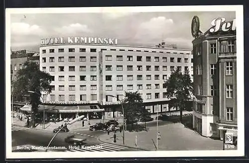 AK Berlin-Charlottenburg, Hotel Kempinski am Kurfürstendamm aus der Vogelschau