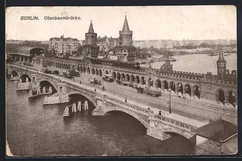 AK Berlin-Friedrichshain, Zug auf der Oberbaumbrücke, Pferdegespanne