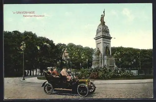 AK `s-Gravenhage, Auto vor dem National-Denkmal