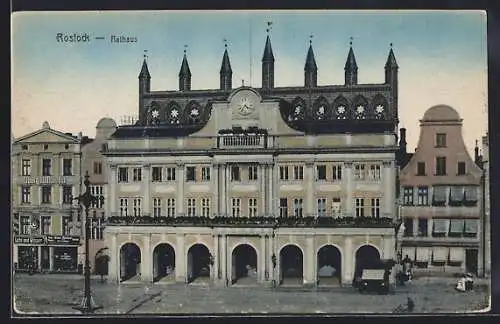 AK Rostock, Rathaus und Geschäfte