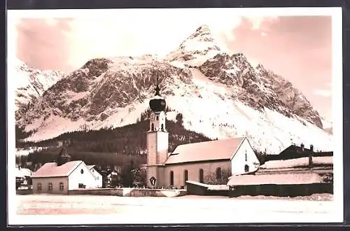 AK Ehrwald, Ortsansicht mit Sonnenspitze