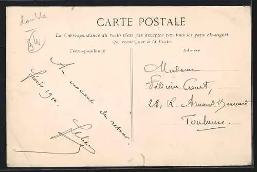 AK Ivry, Monsieur Lépine donne des indications lors de la crue de la Seine 1910