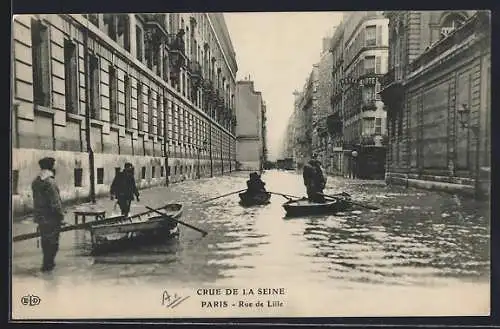 AK Paris, Crue de la Seine, Rue de Lille inondée avec barques