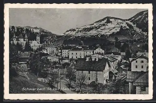 AK Schwarzach /St. Veit, Ortsansicht mit Berg