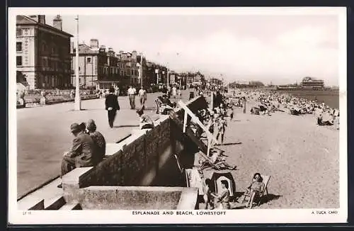 AK Lowestoft, Esplanade and Beach