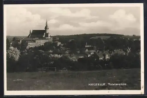 AK Neuzelle, Totalansicht mit Blick zur Kirche