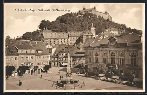 AK Kulmbach i. Bay., Marktplatz mit Plassenburg im Sonnenschein