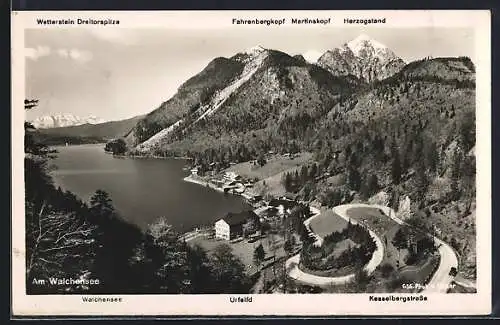 AK Urfeld / Walchensee, Ortsansicht mit Kesselbergstrasse und Walchensee