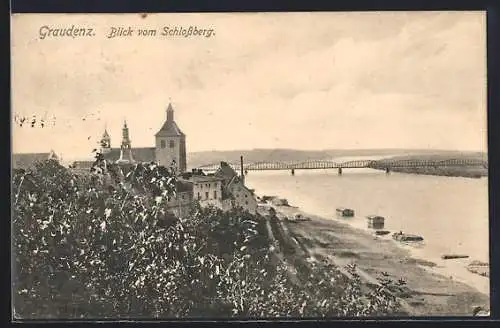 AK Graudenz / Grudziadz, Blick vom Schlossberg mit Brücke